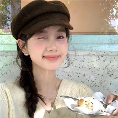 落在她身边
